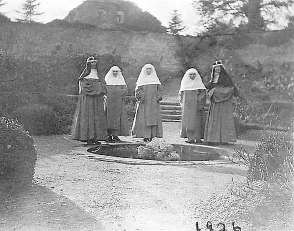 rattery-nun-3
