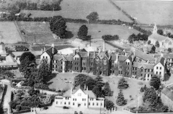 starcross-hospital-2